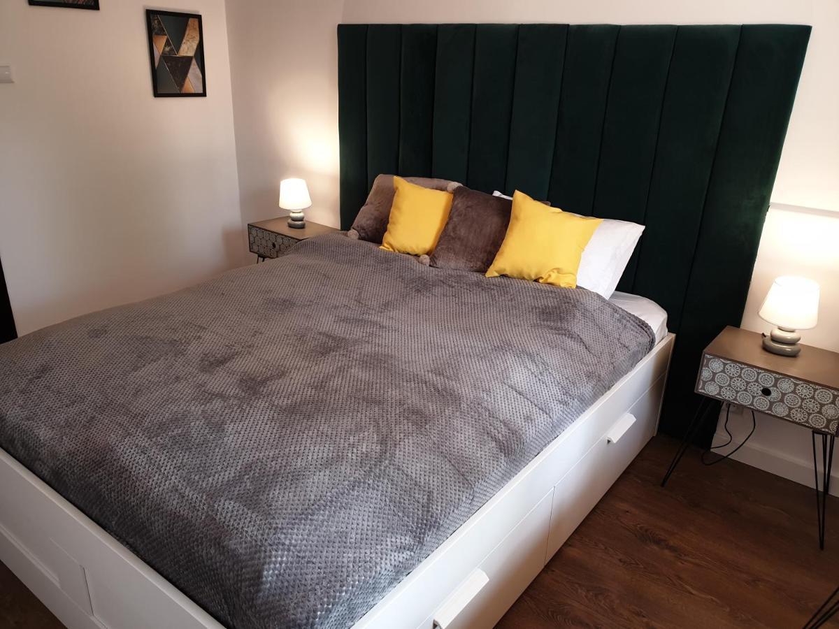 Apartament Milionova Apartman Łódź Kültér fotó